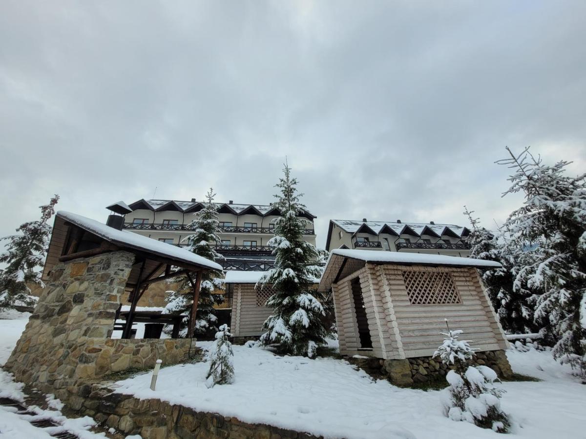 Zaporizʹka Sich Hotel Bukovel Ngoại thất bức ảnh