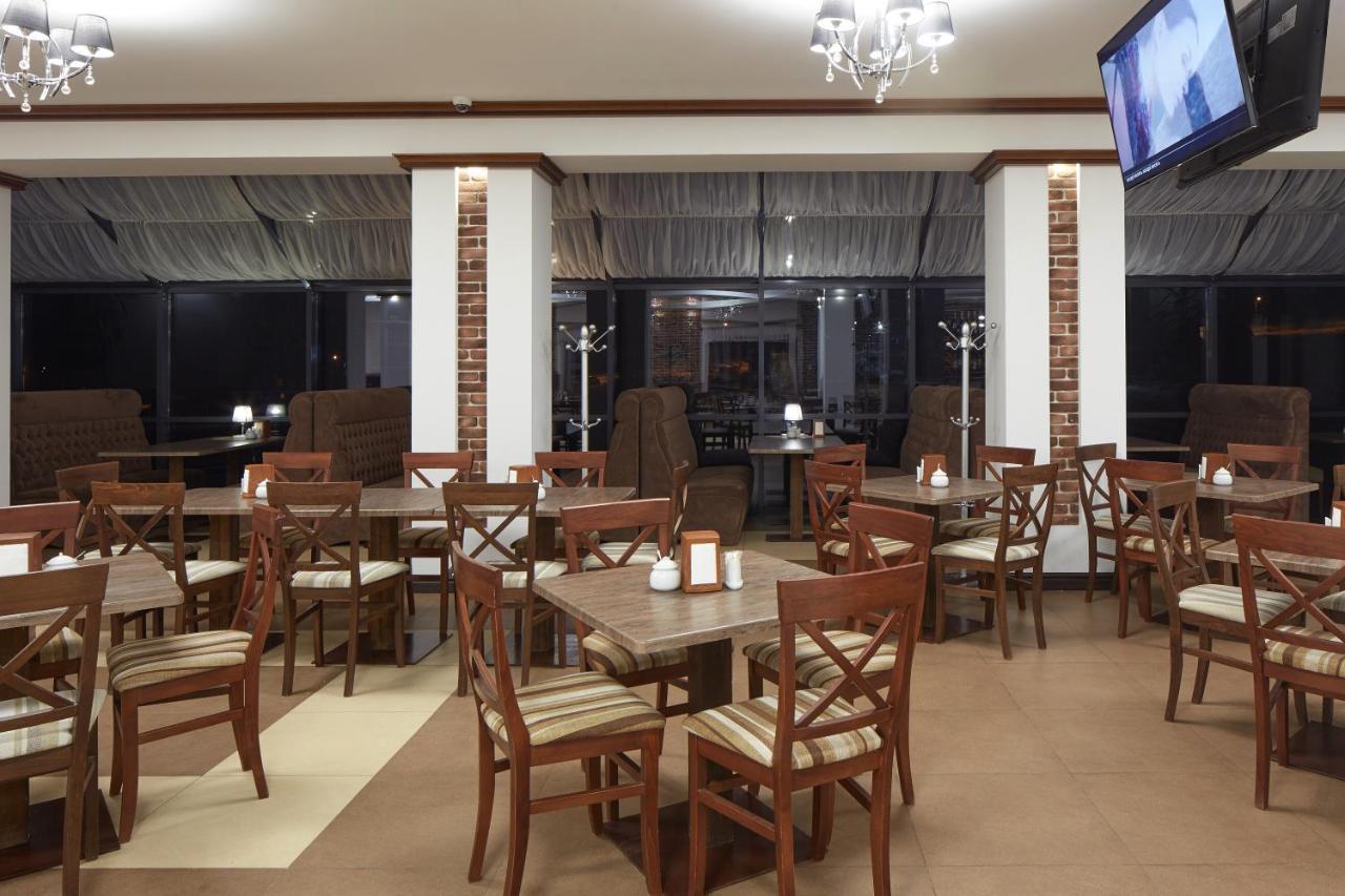 Zaporizʹka Sich Hotel Bukovel Ngoại thất bức ảnh
